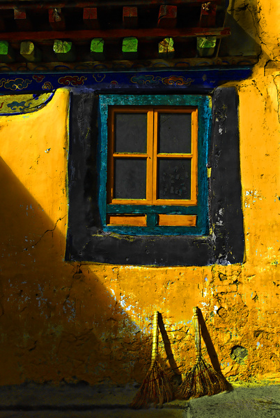 Tibetan Window Scene